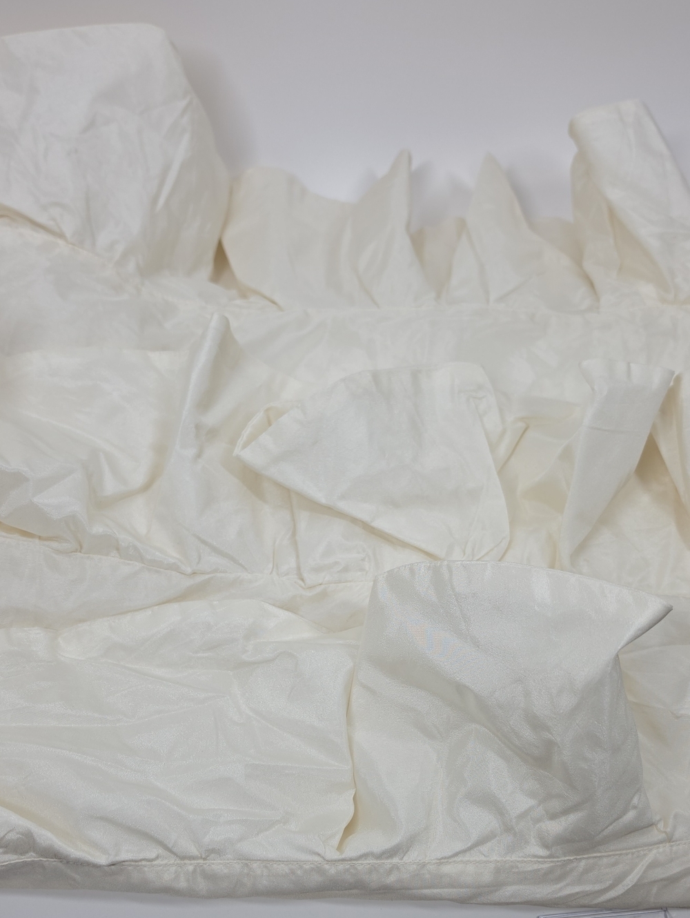 Wayne M Kleski Ivory Taffeta Ruffle Wrap Shawl Cape Vintage Statement - Picture 4 of 6